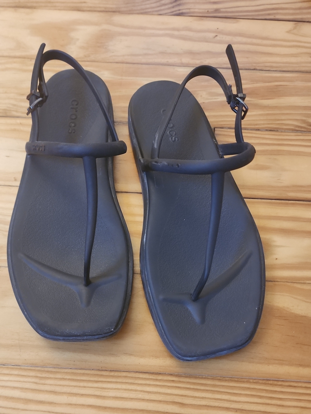 Crocs Miami Thong Sandal
